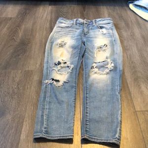 Distressed Boyfriend Jean